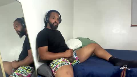 WeDaShit Come Vibe with me . online show from 30, 5, 2026