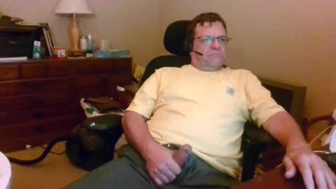 Snapshot of welderod chatting on 15, 6, 2026 welderod online show from 15, 6, 2026