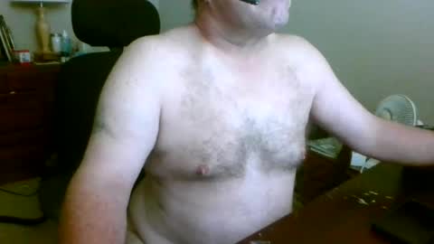 Snapshot of welderod chatting on 7, 7, 2026 welderod online show from 7, 7, 2026