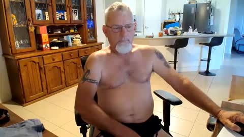 Snapshot of wellhelloo chatting on 3, 5, 2026 Wellhelloo online show from 3, 5, 2026