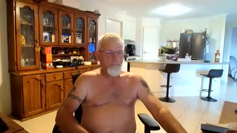 Snapshot of wellhelloo chatting on 6, 5, 2026 Wellhelloo online show from 6, 5, 2026