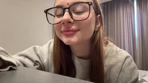 emilia online show from 9, 3, 2026