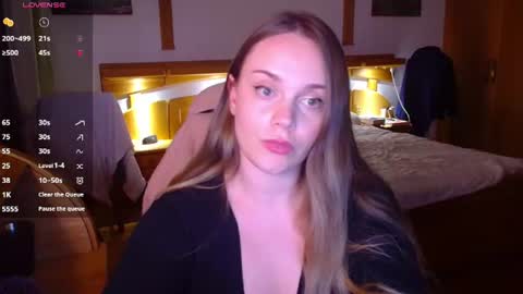 Snapshot of wet_lana chatting on 14, 7, 2026 Lana online show from 14, 7, 2026