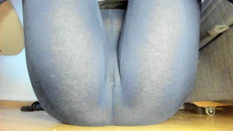 Snapshot of wet_pants2022 chatting on 29, 6, 2026 wet_pants2022 online show from 29, 6, 2026