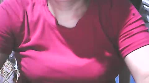 Snapshot of wethornypussy4u chatting on 8, 7, 2026 wethornypussy4u online show from 8, 7, 2026