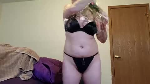 Snapshot of wetness3387 chatting on 22, 6, 2026 wetness3387 online show from 22, 6, 2026