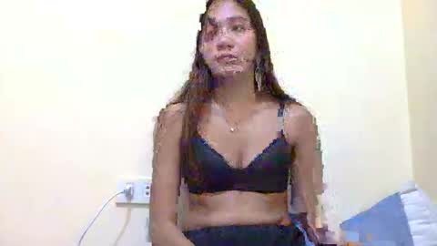 Snapshot of wetpetitechix chatting on 9, 6, 2026 wetpetitechix online show from 9, 6, 2026