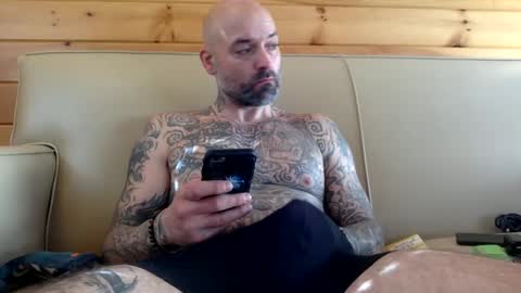 Snapshot of whiskerbiscuit_69 chatting on 25, 12, 2024 whiskerbiscuit_69 online show from 25, 12, 2024