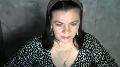white__queen_ online show from 23, 6, 2026