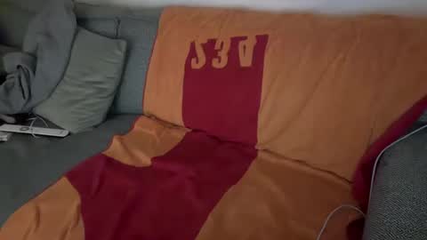 white_bubble online show from 7, 3, 2025