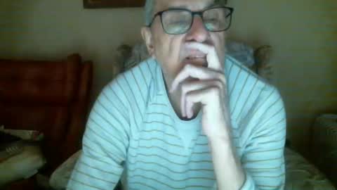 whitebriefs009 online show from 23, 1, 2025