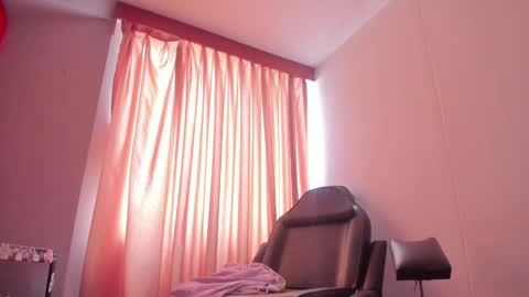 Kitty online show from 12, 2, 2025