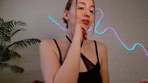 You wont find me here on Saturdays and Sundays  online show from 20, 2, 2026