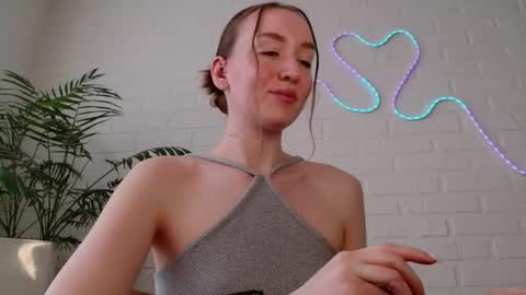 You wont find me here on Saturdays and Sundays  online show from 14, 4, 2026