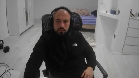 Snapshot of whiterock2000 chatting on 15, 11, 2025 whiterock2000 online show from 15, 11, 2025