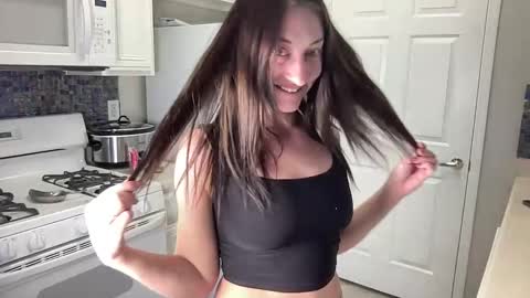 iamwhitneyoc online show from 8, 1, 2025