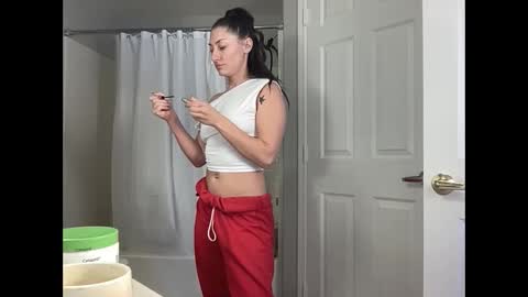 iamwhitneyoc online show from 10, 1, 2025