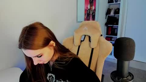 Snapshot of whole_eternity chatting on 11, 3, 2025 Abby online show from 11, 3, 2025