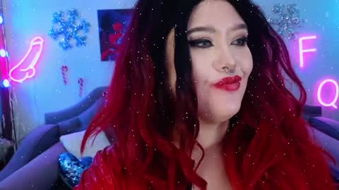 Laura  online show from 30, 12, 2024