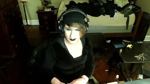 Countess of Hotdogs online show from 12, 1, 2025