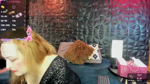 Snapshot of wife_mature chatting on 7, 1, 2025 sussy online show from 7, 1, 2025