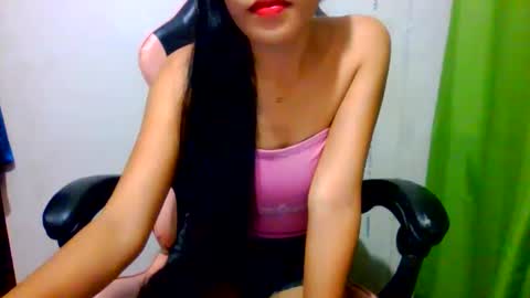 Snapshot of wild_doll69 chatting on 1, 3, 2025 wild_doll69 online show from 1, 3, 2025