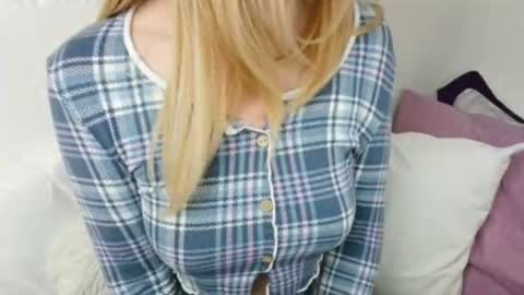 Ella online show from 20, 6, 2026