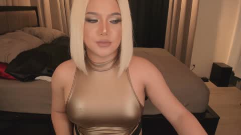 Snapshot of wildbelladonnats chatting on 6, 12, 2024 BELLA online show from 6, 12, 2024