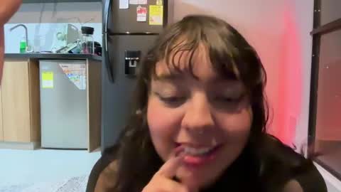 Snapshot of wildduox chatting on 2, 3, 2025 WildDuoX online show from 2, 3, 2025