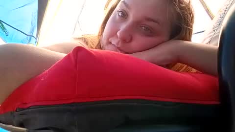 wildernessgoddess online show from 17, 11, 2025