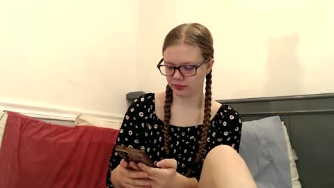 wildflowerofco online show from 13, 2, 2025