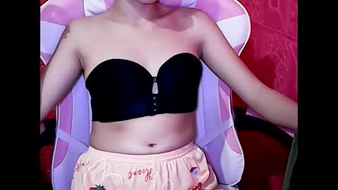 wildhorny_asian online show from 3, 3, 2025