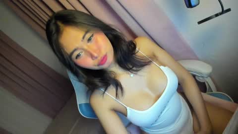 CHRISTINE online show from 12, 1, 2025