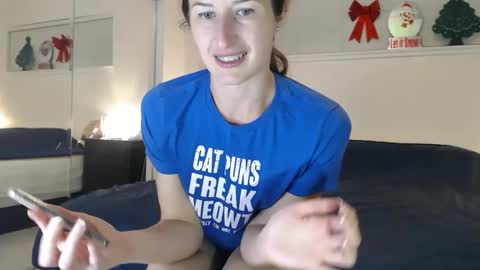 WildRose L - check my Pinned tweet if you dont see me online within 5 minutes after Ive sent email notifications online show from 19, 1, 2026