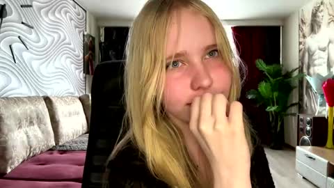 Anny online show from 28, 5, 2026