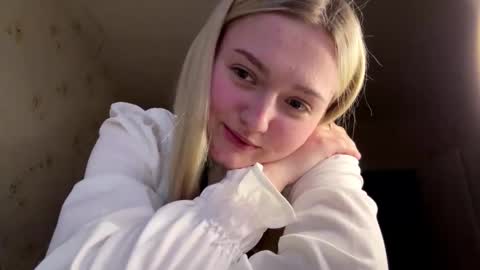 Sophia online show from 23, 3, 2026