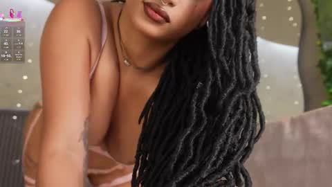 Ms Willow online show from 27, 11, 2025