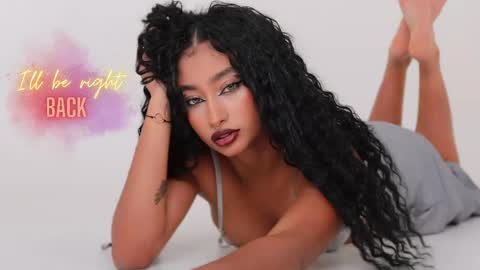 Ms Willow online show from 23, 5, 2026