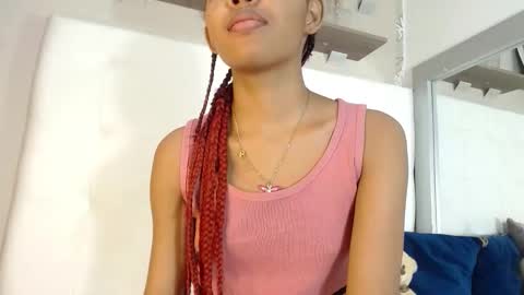 Snapshot of willow_smitt_ chatting on 11, 11, 2025 luna online show from 11, 11, 2025