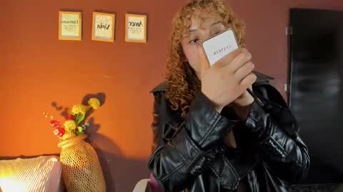 Wini Fer online show from 22, 11, 2025