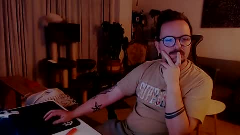 Snapshot of winnydepooh chatting on 24, 1, 2025 cream36 online show from 24, 1, 2025