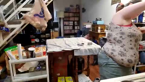 Snapshot of wisteriaqueen chatting on 18, 5, 2026 Wisteria online show from 18, 5, 2026
