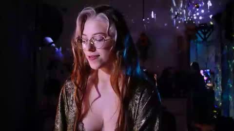 Goddess of two strapons  - Mr. long Don Mr. Pinky online show from 21, 4, 2026