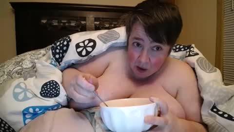 Snapshot of witchannie chatting on 4, 2, 2026 Annie online show from 4, 2, 2026