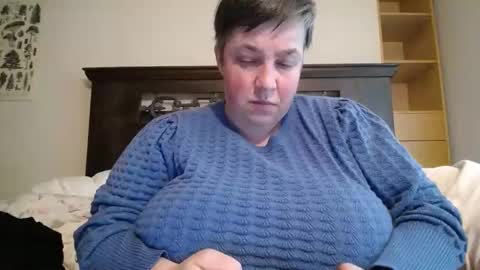 Annie online show from 26, 5, 2026