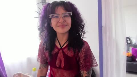     Luna Violeta  A r t i s t  online show from 7, 1, 2025