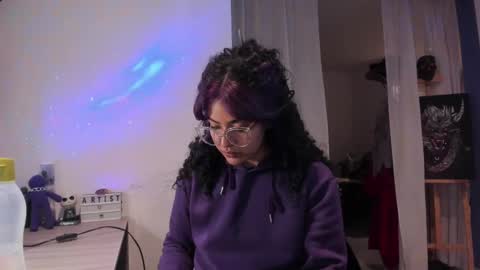     Luna Violeta  A r t i s t  online show from 17, 2, 2025