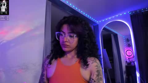     Luna Violeta  A r t i s t  online show from 2, 3, 2025