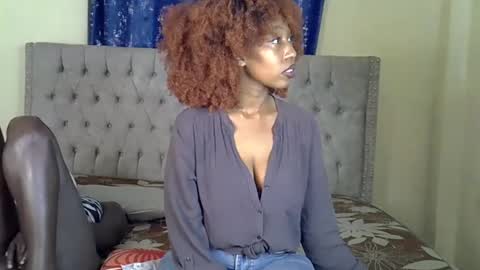 Snapshot of wizzia_khalifa chatting on 27, 12, 2024 girlie o online show from 27, 12, 2024
