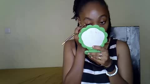 Snapshot of wizzia_khalifa chatting on 28, 1, 2025 girlie o online show from 28, 1, 2025